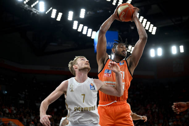 每年冬季 每年冬季