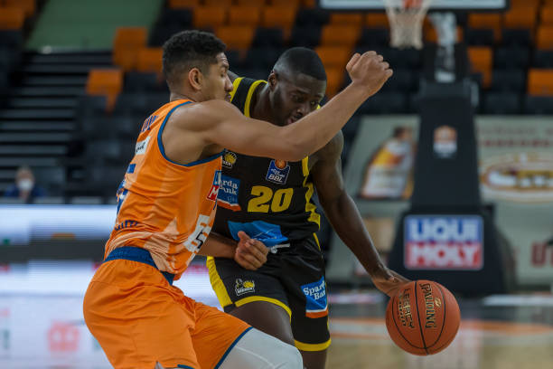 中贡献进球 中贡献进球