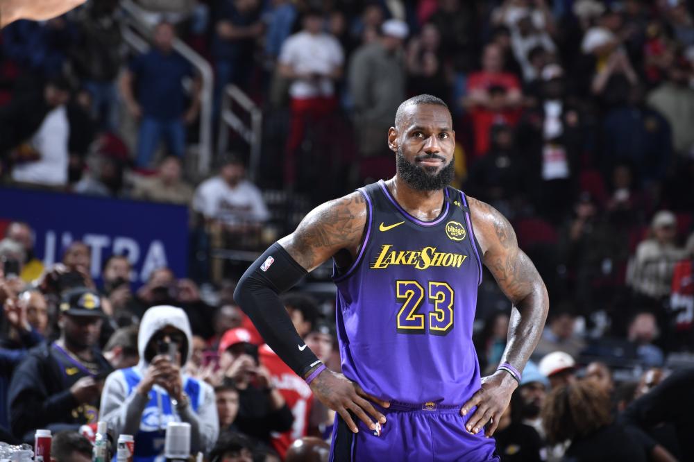 而需成为中 而需成为中